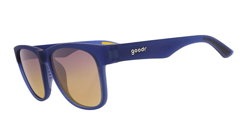 1_ElectricBelugaBoogaloo_SideTransparent